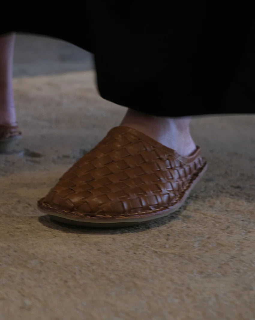 ROMA Woven Leather Cognac Brown