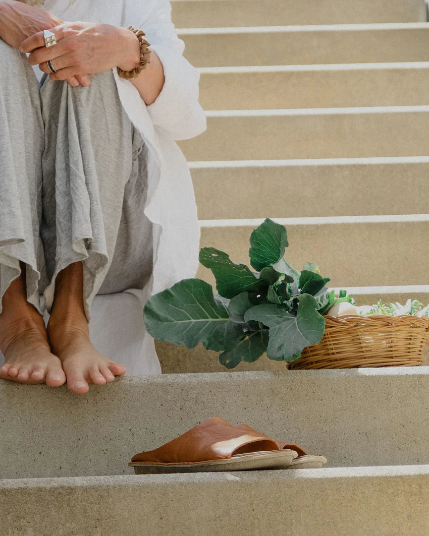 SAINT TROPEZ Leather Fawn Tan